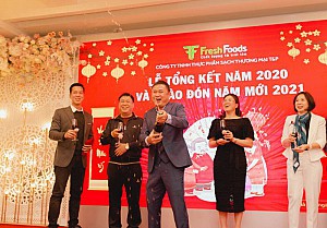 Lễ Tổng kết năm 2020 và chào đón năm mới 2021 Công ty TNHH Thực phẩm sạch Thương mại T&P