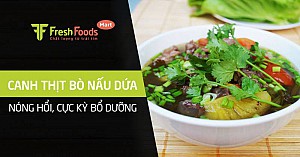 Canh thịt bò nấu dứa nóng hổi, cực kỳ bổ dưỡng